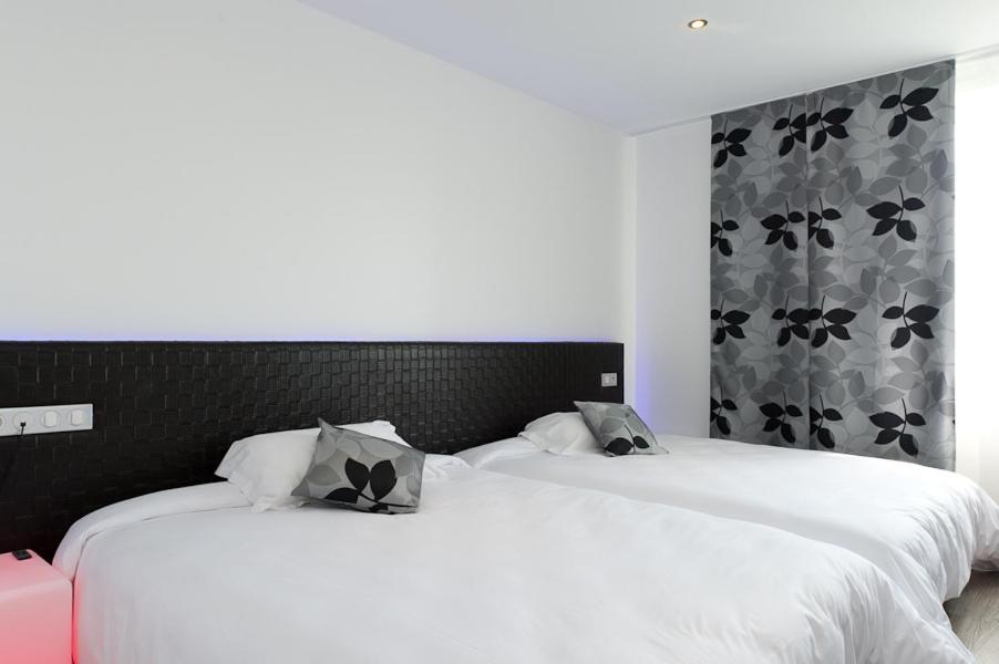 Logis Hotel Et Spa Chez Camillou Aumont-Aubrac Kamer foto