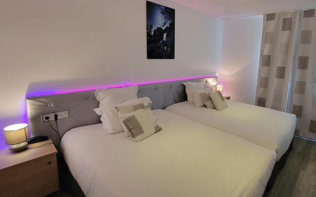 Logis Hotel Et Spa Chez Camillou Aumont-Aubrac Buitenkant foto