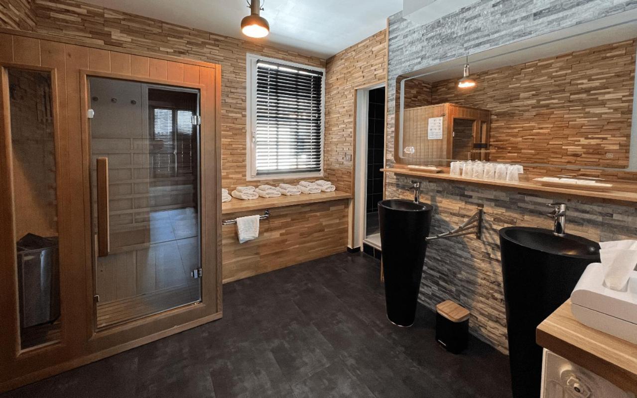 Logis Hotel Et Spa Chez Camillou Aumont-Aubrac Kamer foto