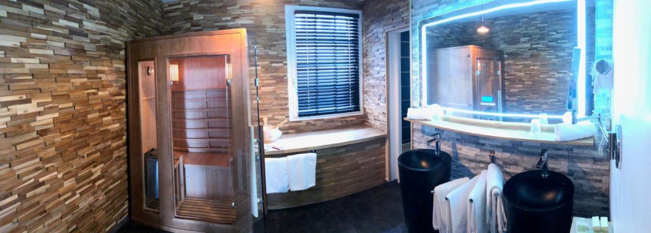 Logis Hotel Et Spa Chez Camillou Aumont-Aubrac Buitenkant foto
